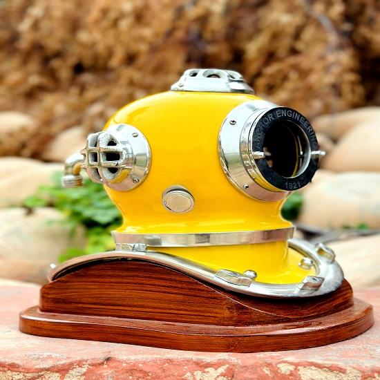 Scuba Diving Helmet 30.48 Cm Yellow US Navy Mark V Divers Helmet Marine Deep Diving Helmet Diving Helmet Mark V Diving Helmet with Base