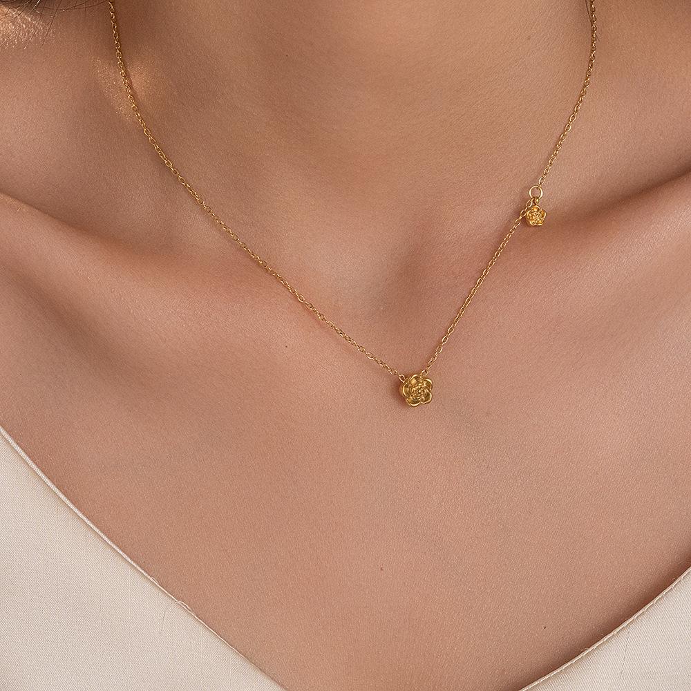 

Stainless Steel Gold Color Rose Flower Necklace For Women Vintage Clavicle Chain Zircon Wedding Gift Wholesale