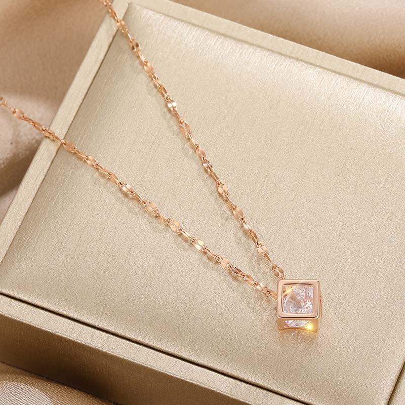 Stainless Steel Square Pendant Necklace For Women Fashion Classic Zircon Crystal Hollow Clavicle Chain Necklace Zircon