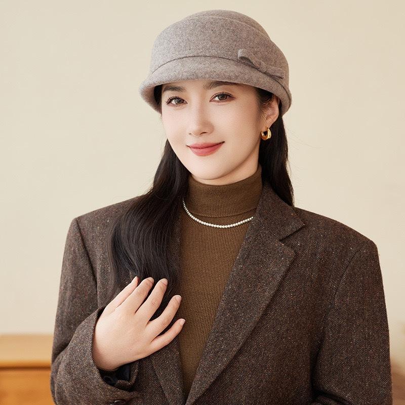 Autumn and Winter Light Luxury Wool, Short-brimmed Cap, Feminine Versatile Hat, Small Equestrian Hat