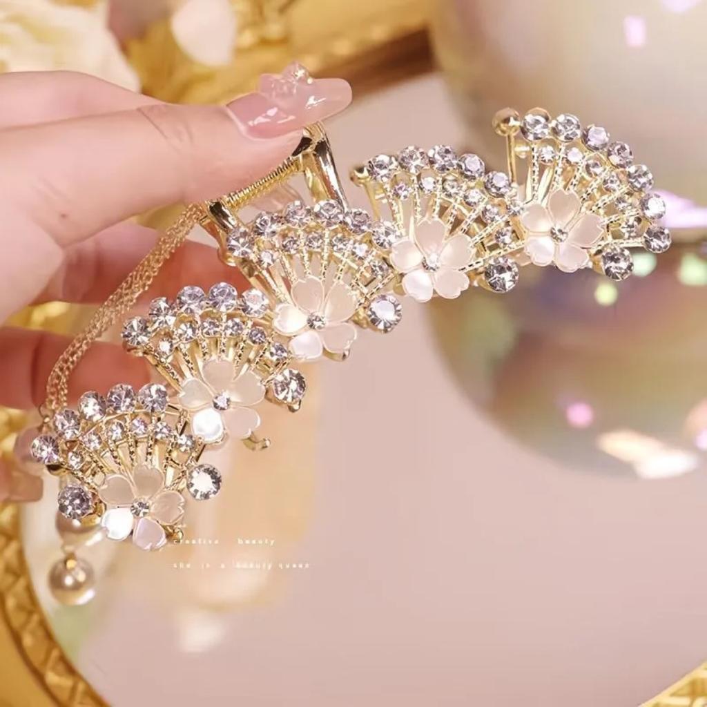 Alloy Womens Back-of-Head Grabber Large High-End Hair Claw Clip Summer 2026 Shark Clip Headpiece Japan and Korean Style