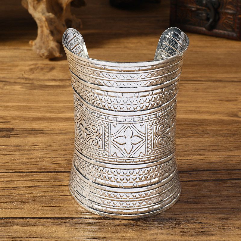 European and American National Style Bracelet Retro Wide Pattern Long High Profile Bracelet Personalized Punk Female Dance Exotic Bracelet