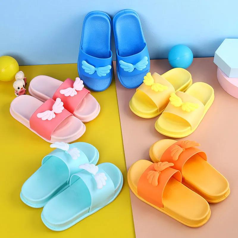 Kids Slippers In Summer Boys and Girls Soft Sole Anti-slip Slippers Indoor Shower Casual Flat  Slippers