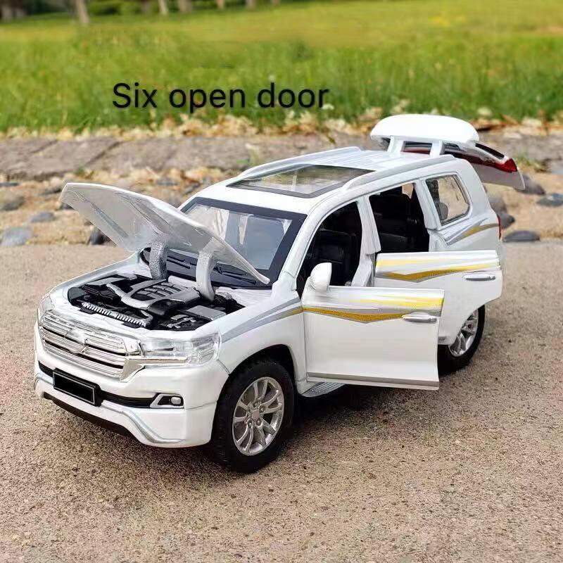 1/32 Spray Fire Engineering Truck Car Toy Model Alloy Diecast Sound Light Rubber Tires Vehicle Collection Kids Toys Christmas