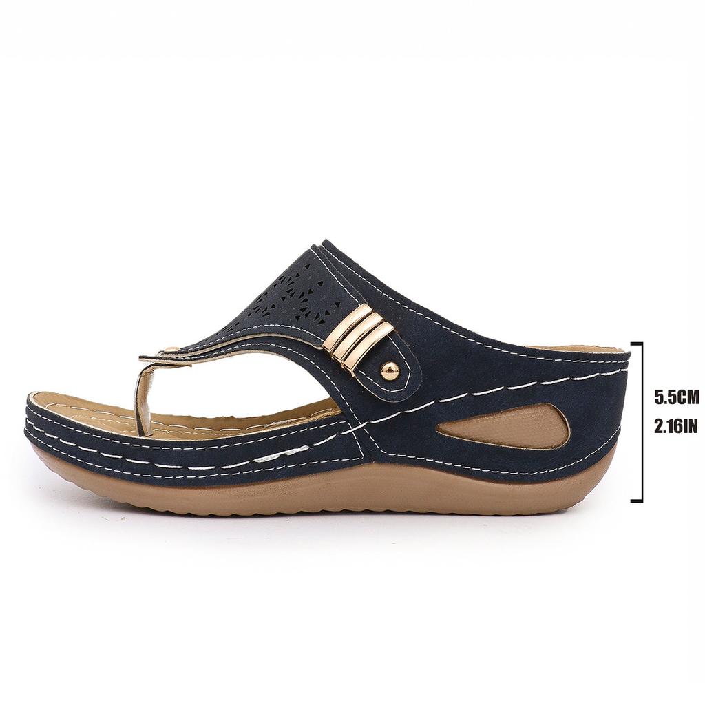 Large size new flip-flops women's summer pinch feet cool slippers women's hollow metal thick bottom wedge slippers women