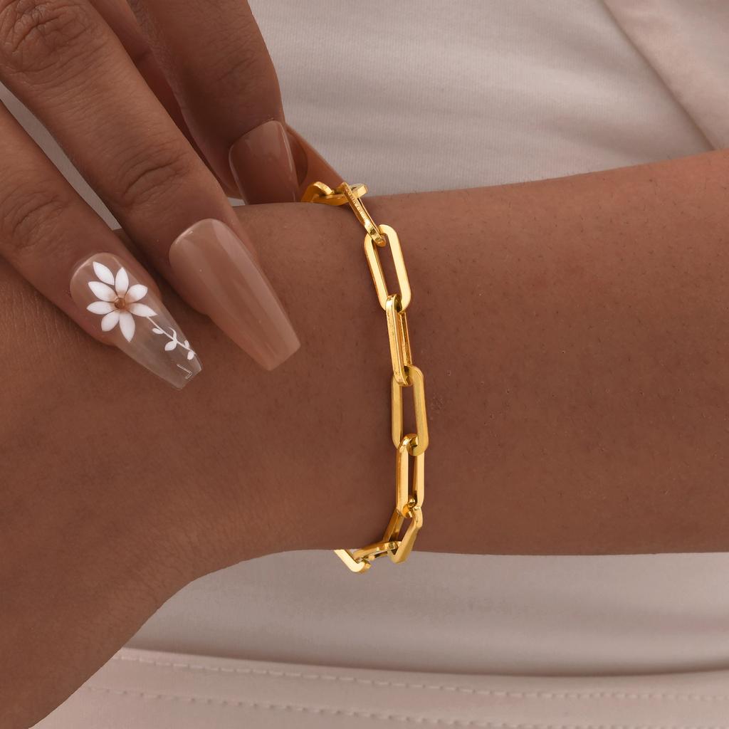 Stainless Steel Bracelets Vintage Styling Design Simple And Delicate Premium Bracelets For Women Jewelry Trending Products Gifts
