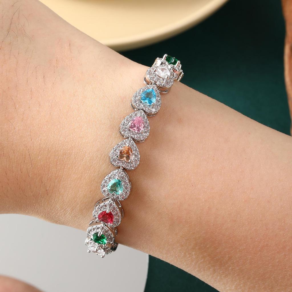 Super Sparkling Color Love Zircon Full Diamond Bracelet, Simple Design, Clear and Cold Feeling, French Court, Light Luxury Design Handpiece