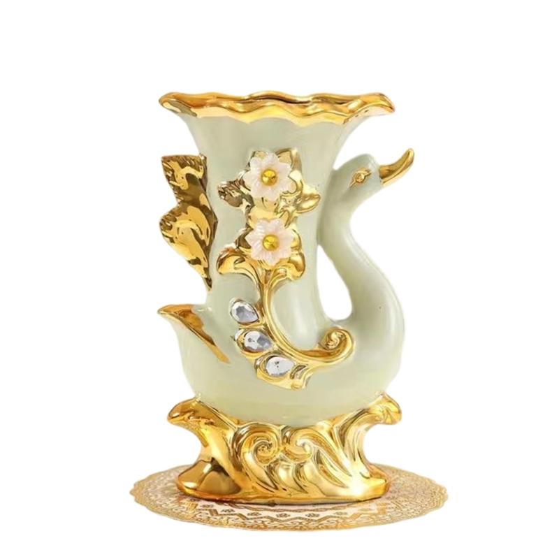  European Ceramic Decorative Vases Floral Arrangement Container with Elphant Sculpture For Dining Room Study Or Event