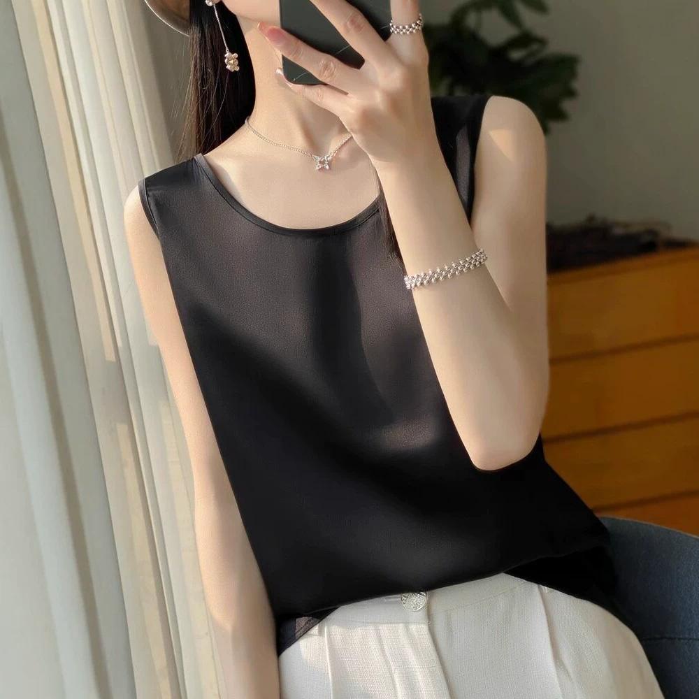 Summer new temperament sleeveless vest women's outer wear fashion round neck foreign style versatile acetic acid satin top A
