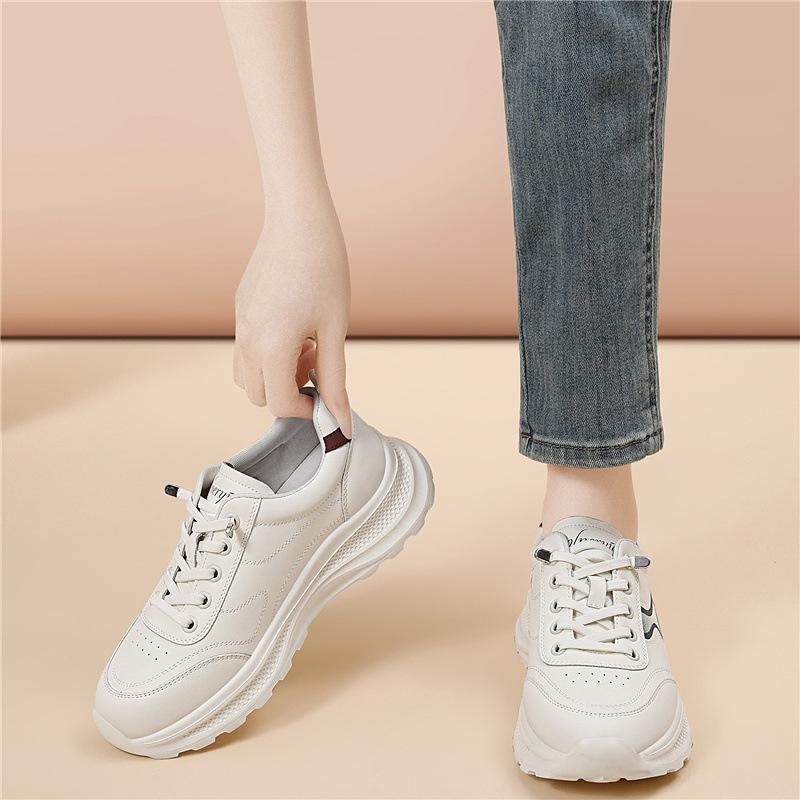 Little white shoes heightened thick-soled casual daily new outer wear sports shoes soft soles not tired feet dad shoes women's shoes