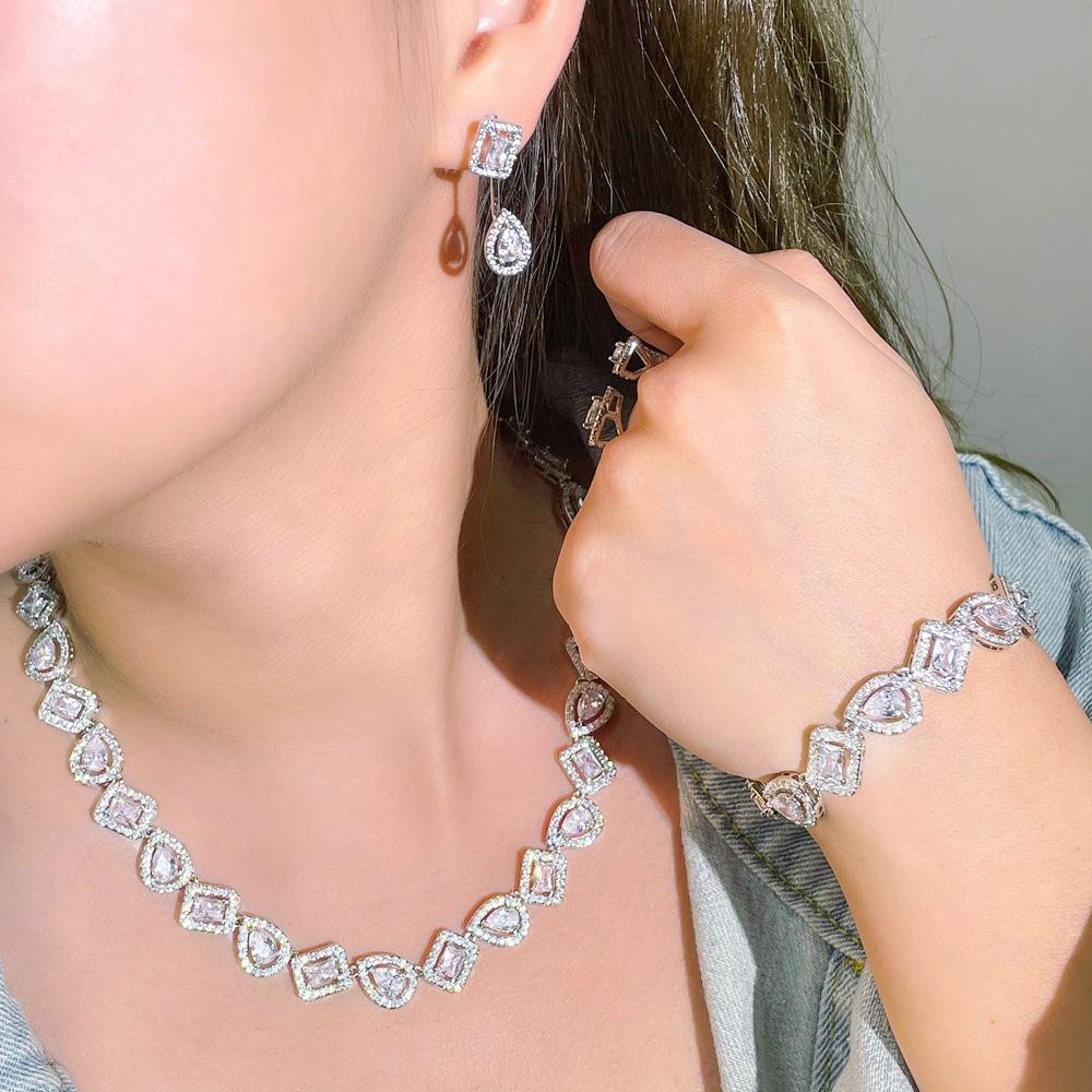 Exquisite Popular Bridal Zircon Chain, Necklace, Bracelet, Earrings, Ring, Four-Piece Set, Wedding Dress Accessories.