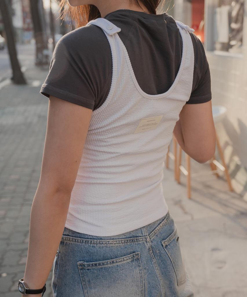 HARDCORE HAPPINESS Patch Layered Vintage Top_White