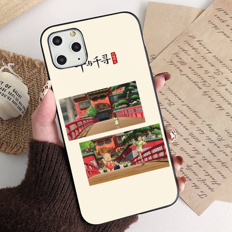 Anime Phone Cases for Street Style: Where Aesthetics Meet Attitude