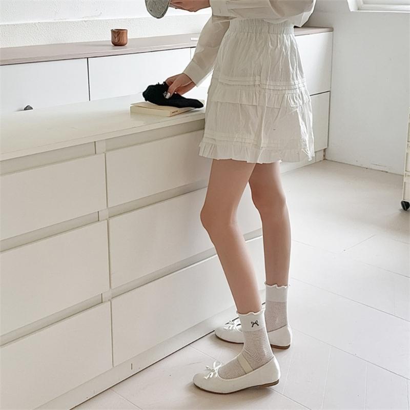 Elegant Embroidered Bowknot Mesh Middle Calf Socks Comfortable Stretch Cotton Solid Ruffle Frilly Ankle Socks for Women