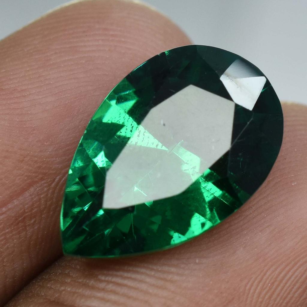 10.34 Ct Natural Beautiful Garnet Green Pear Loose Gemstone