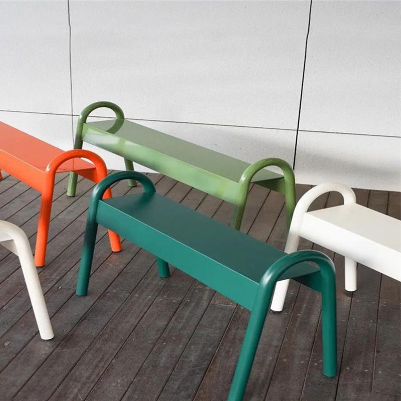 Metal Footrest Aesthetic Modern Footstool Low Design Bench Chair Ground Outdoor Furniture Stools Living Room Garden Decorative