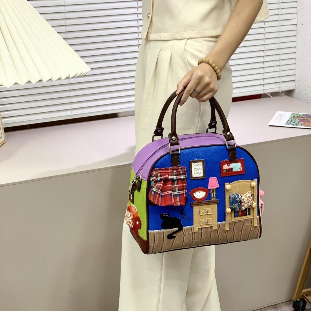 A Large Number Of Women S Bags, Portable Messenger Bags, Personalized Embroidery Women S Bags, Creative Boston Women S Bags
