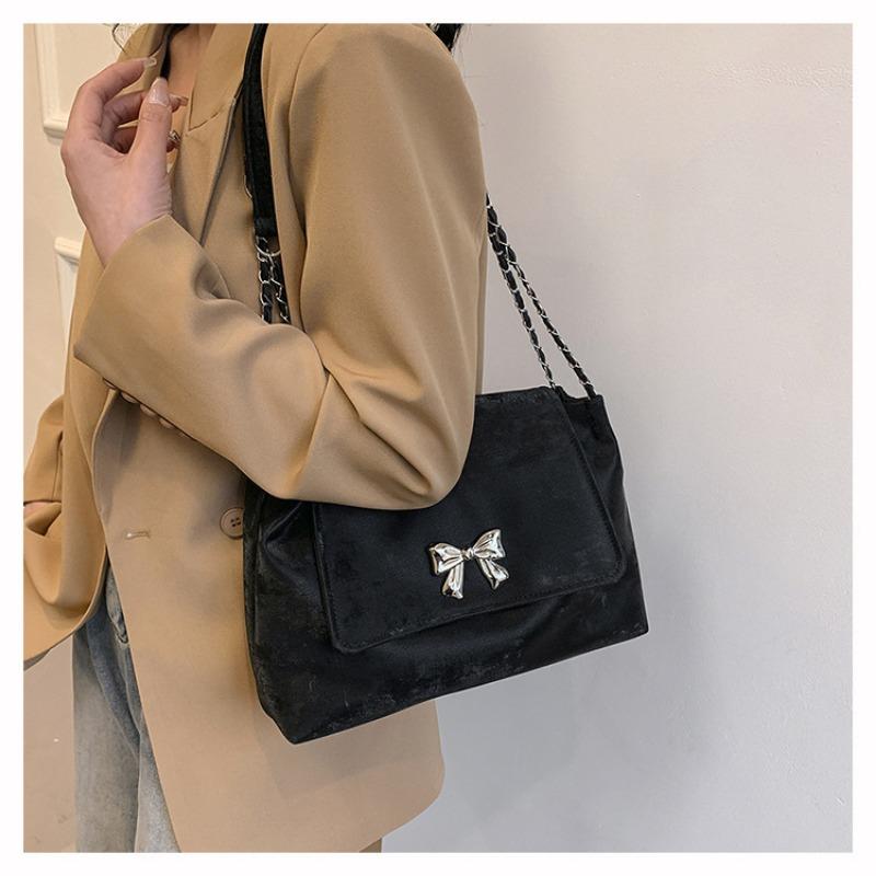 Niche Commuter Bag Messenger Bag Women's Spring and Summer New Trendy Fashion Versatile Shoulder Chain Tote Bag