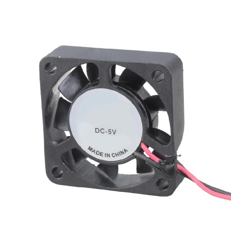 40mm Oil Bearing USB Fans 5VDC Quiet Operation High Airflow 6.4CFM 5800RPM For Electronics Cooling Needs