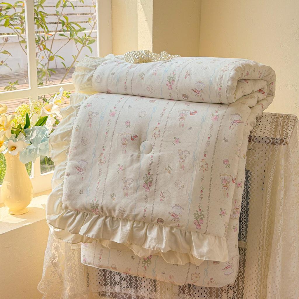 Korean Style Cotton Lace Air Conditioning Quilt - Floral Rabbit Pattern, Machine Washable, Summer Thin and Cool.