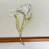 Exaggerated Large Leaf Flower Brooches for Women Luxury Exquisite Metal Corsage Pin Vintage Versatile Clothing Accessories Gift