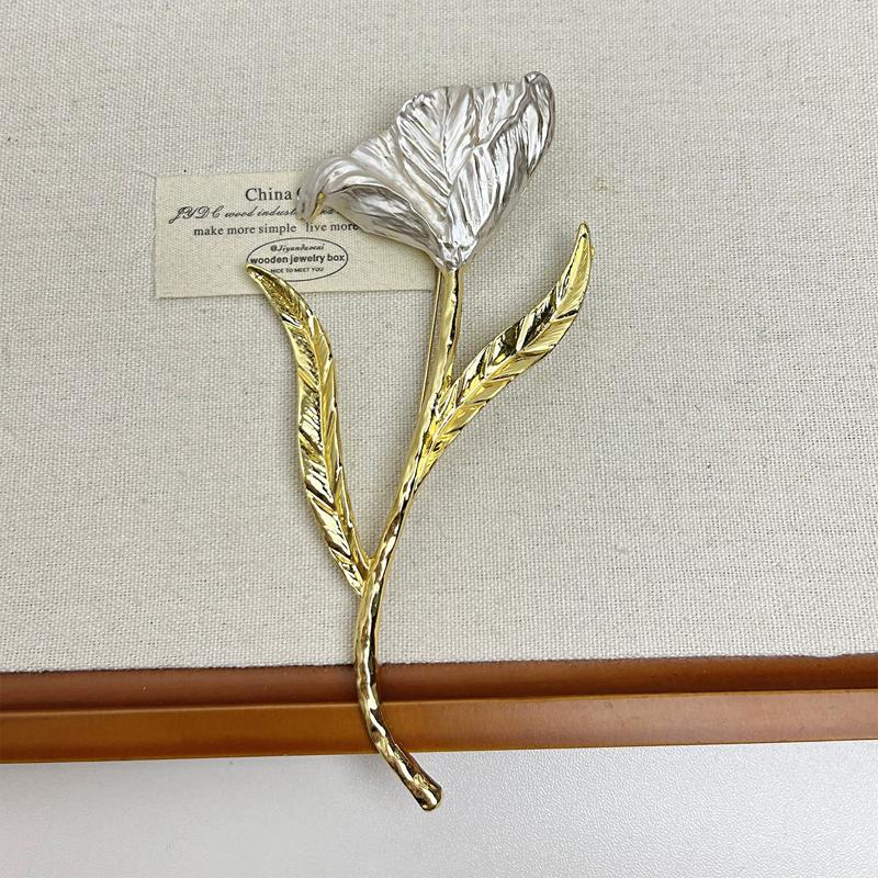 Exaggerated Large Leaf Flower Brooches for Women Luxury Exquisite Metal Corsage Pin Vintage Versatile Clothing Accessories Gift