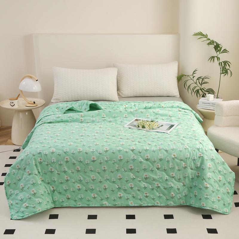 Summer Cool Cotton Quilt - Perfect for Air Conditioning and Company Anniversary Gifts