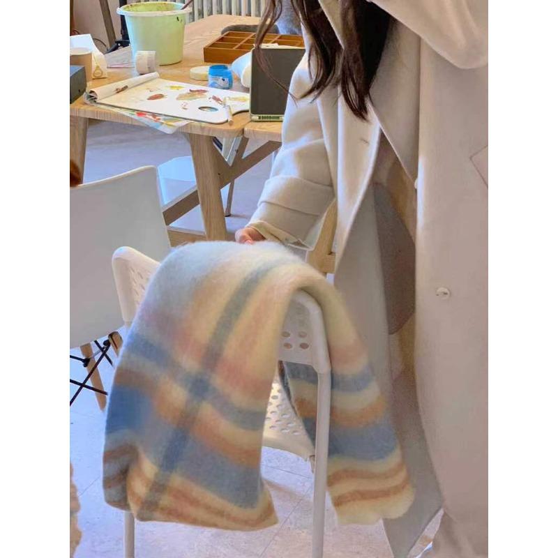 Soft plush feeling soft waxy rainbow color warm winter scarf female macaron color autumn and winter