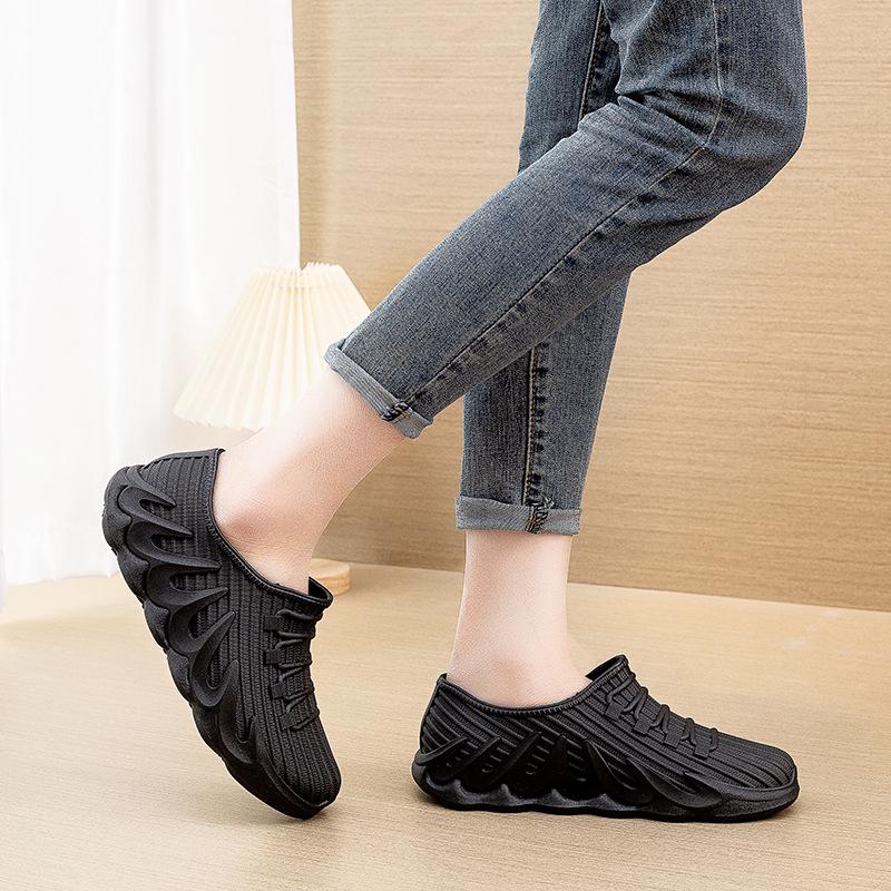 Couple Style Short Rain Boots - Non-slip, Waterproof, Fashionable Low-cut Rubber Shoes for Kitchen, Men, Car Wash.