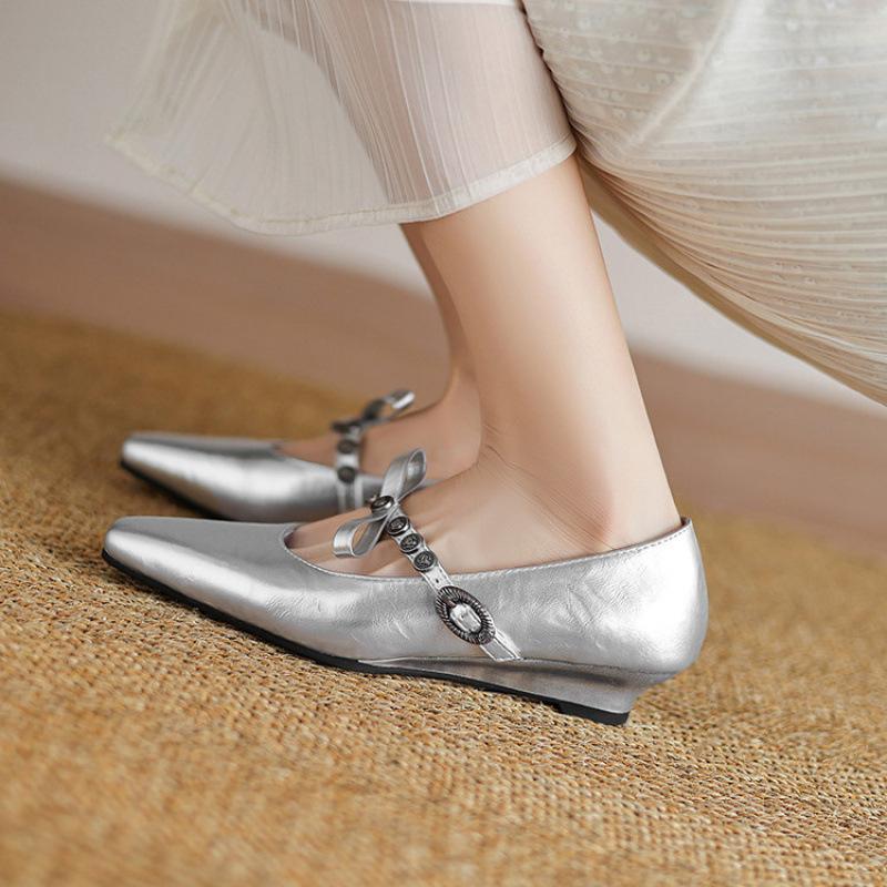 New women's fashion single shoes comfortable rubber soft sole low top light mouth solid color low heel wedge single pointed small leather shoes