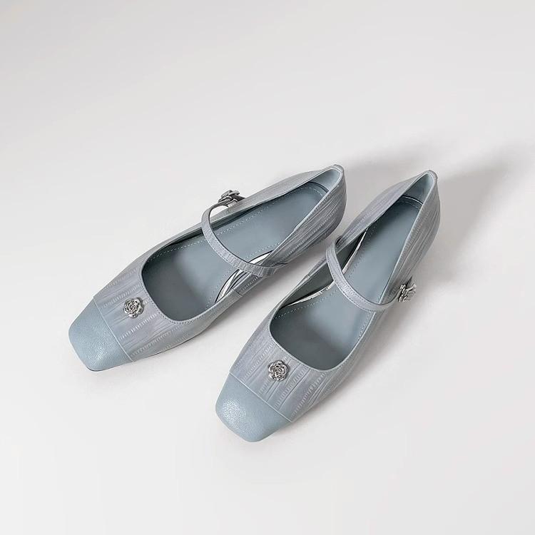 Soft leather version~ Korean version, elegant temperament, small fragrance, light mouth camellia, square head Mary Jane shoes, one word with