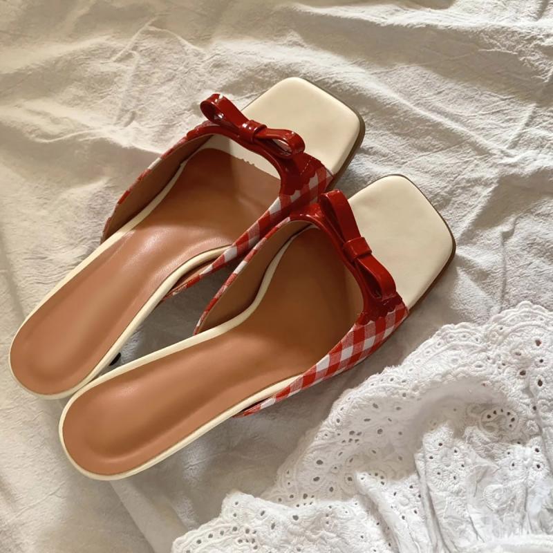 Winter sandals red women's shoes are beautiful French 2025 open-toed square head bow plaid wear cool slippers women