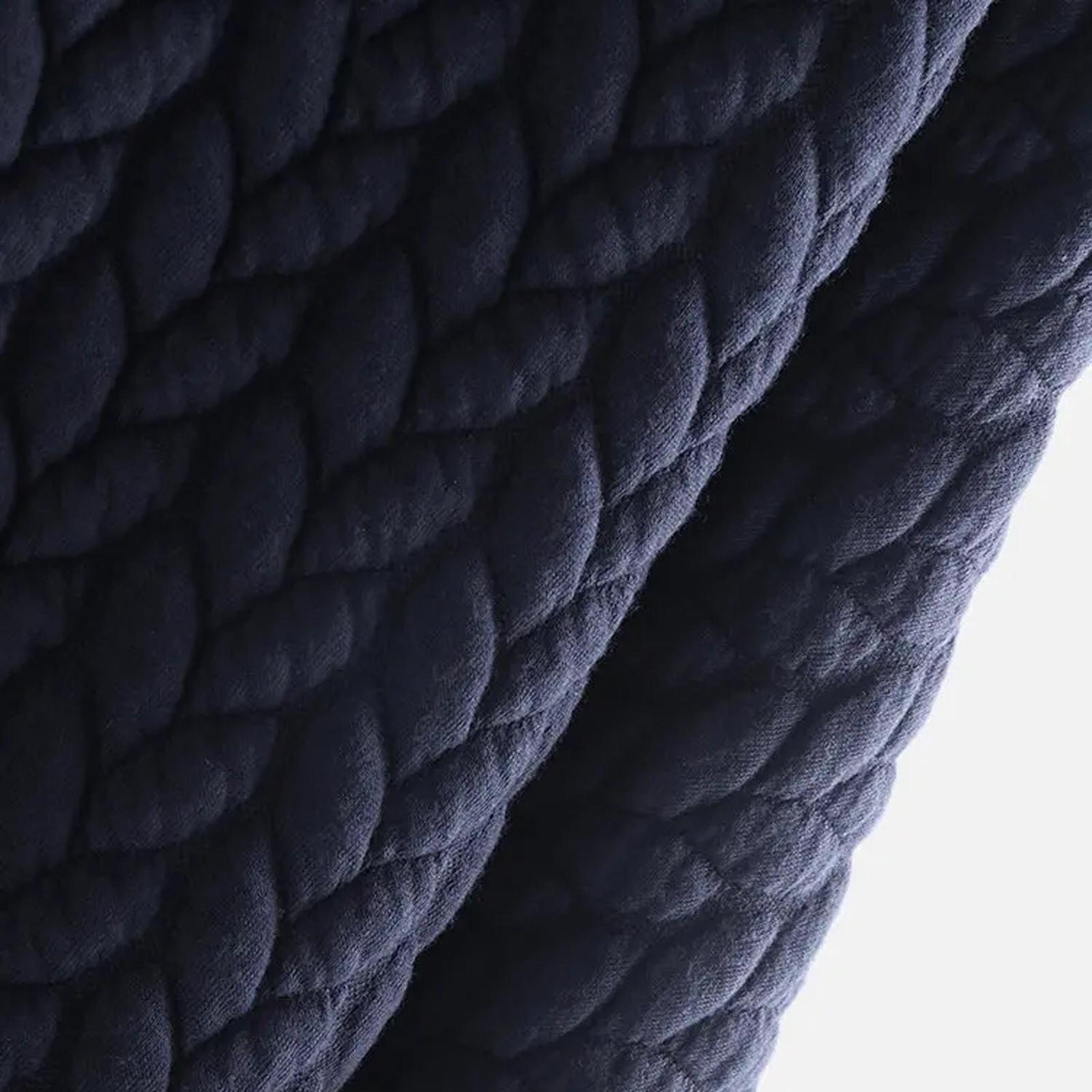 Женская мода в стиле ретро с принтом и пуговицами — фото 7