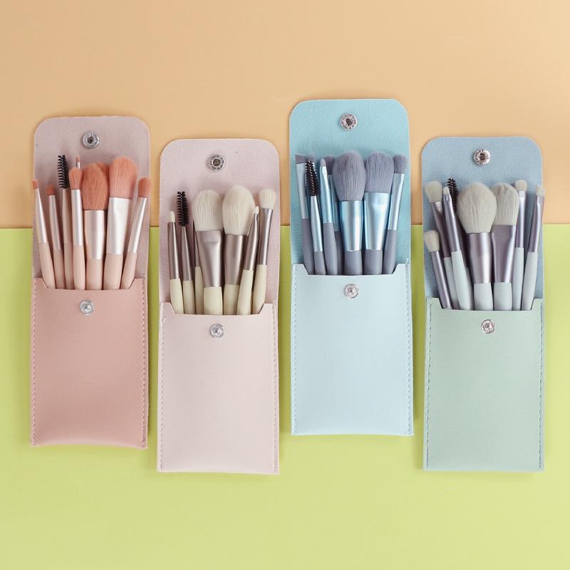 Mini Makeup Brush Set, Complete Set of Beginners’ Beauty Tools with Wooden Handle, Soft-bristled Makeup Brushes