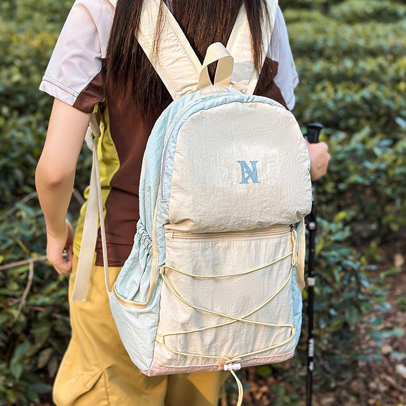 

Fashion leisure travel outdoor large capacity contrast student schoolbag new junior high school and high school backpack without pendant