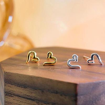 Simple Lines Love Earrings for Women with Niche Design Ear Cultivation Student Temperament Earrings