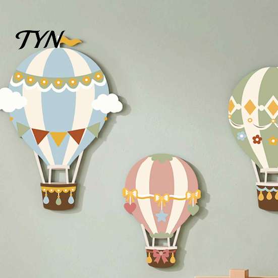 Montessori Early Education Wall Decoration 3Pcs Cute Hot Air Balloon Wooden Decor, Cloud Banner Nursery Pennant Hanging Hanging, Playroom Background