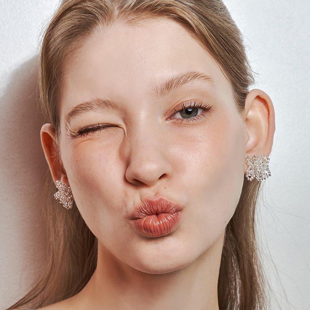 [Hei][Worn by Nam Bo-ra, fromis_9's Park Ji-won, Sojin, and Siyoon]Bead Pop Earring