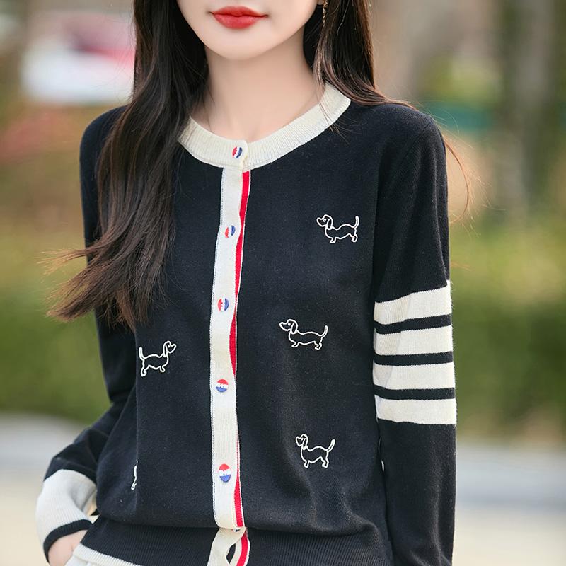 

Женский легкий кардиган из 50% шерсти и 50% шелка Mulberry — универсальный трикотаж на все 4 сезона для комфорта и стиля в любое время года L чёрный