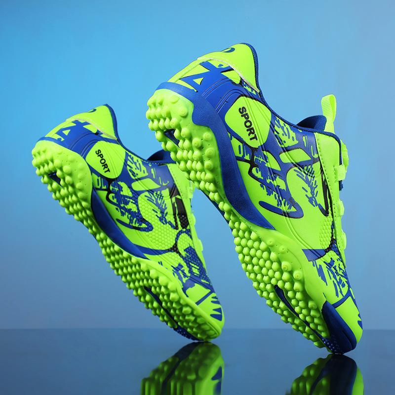 2025 new leather rotating buckle children's football shoes men's broken nails young students lace-free sports shoes