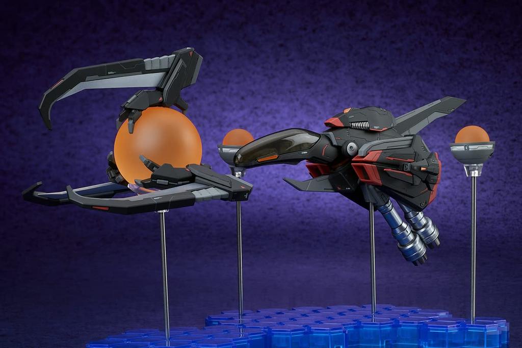 Q-sQ R-TYPE R-13A CERBERUS 1120 scale ABS painted finished figure