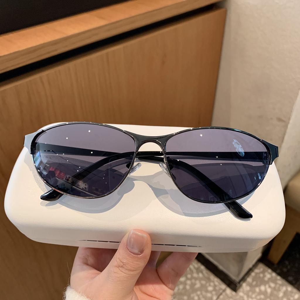 Trendy Small Frame Cat Eye Sunglasses Y2K Street Style Sunglasses Outdoor Men Women Fashion Outdoor Glasses Full Frame Silver Frame Light Blue Goggle