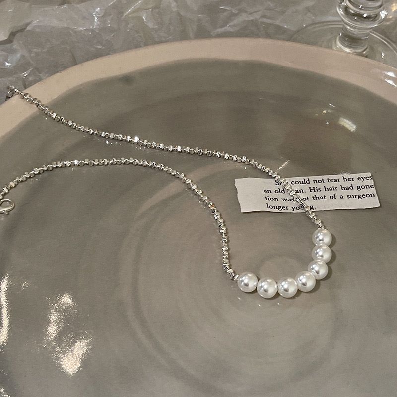 Broken Silver Pearl Necklace Design Advanced Sense Simple Temperament Collarbone Chain Female Butterfly Love Light Luxury Exquisite Neck Chain