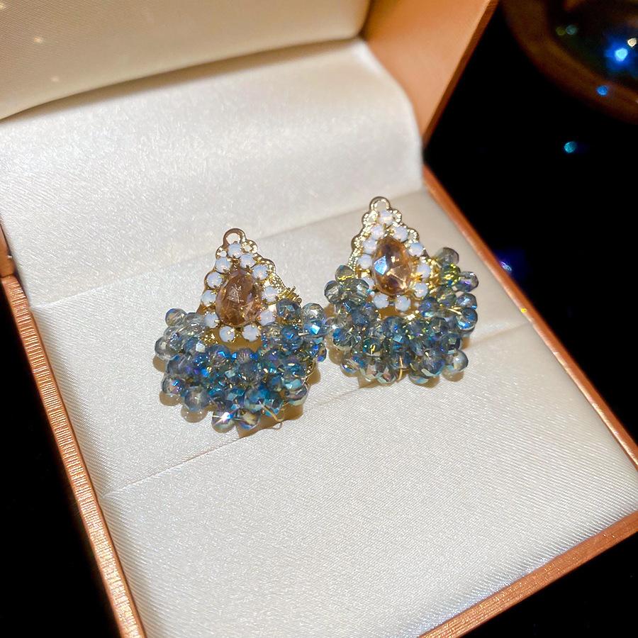 Blue Oil Drop Crystal Flower Round Earrings Stud Earrings Design Sense Niche