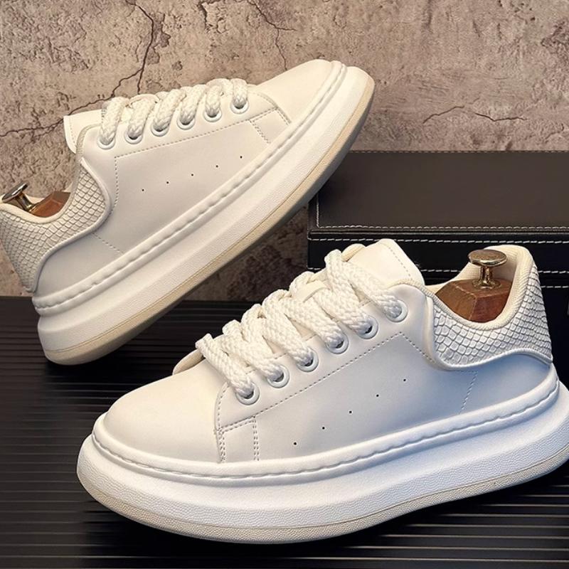 Fashion Men's Thick-soled, Height-increasing Leather Sports and Casual Sneakers, Low-top Soft-soled Breaded Shoes Are Trendy B36