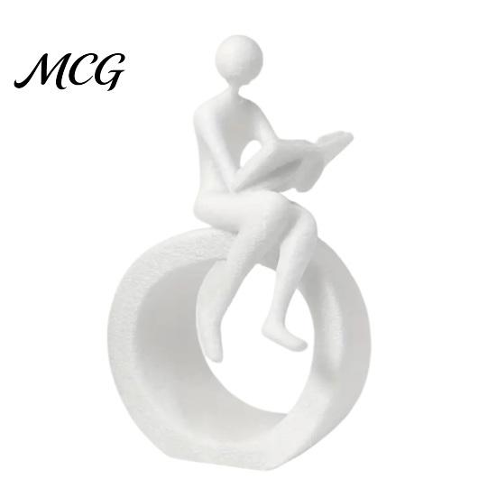 Matte Textured Human Figurine 3D Printed Reading Figurine, Abstract Reader Statue for Home Nordic Style Literary Desktop Ornament Decor, Modern белый