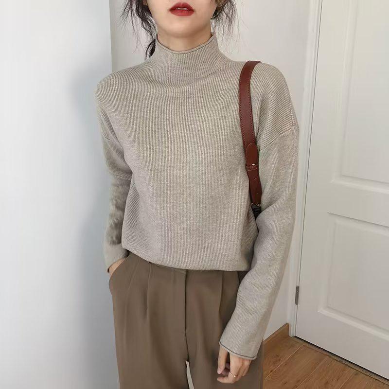 2024 Autumn/Winter Women's Korean-Style Loose Half-High Neck Knitwear, Hong Kong-Style