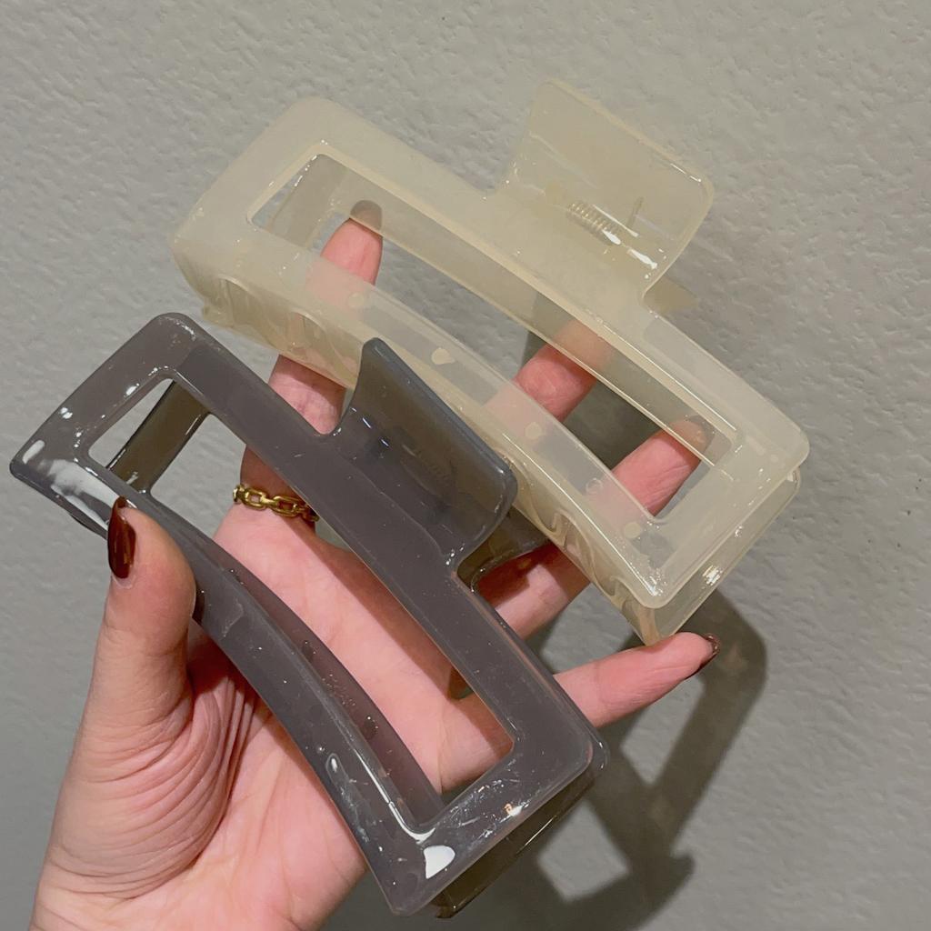 13cm Large Transparent Hair Claw Clip Women Minimalist Acrylic Plastic Shark Clip Elegant Ponytail Hairpin Girl Hair Accessories