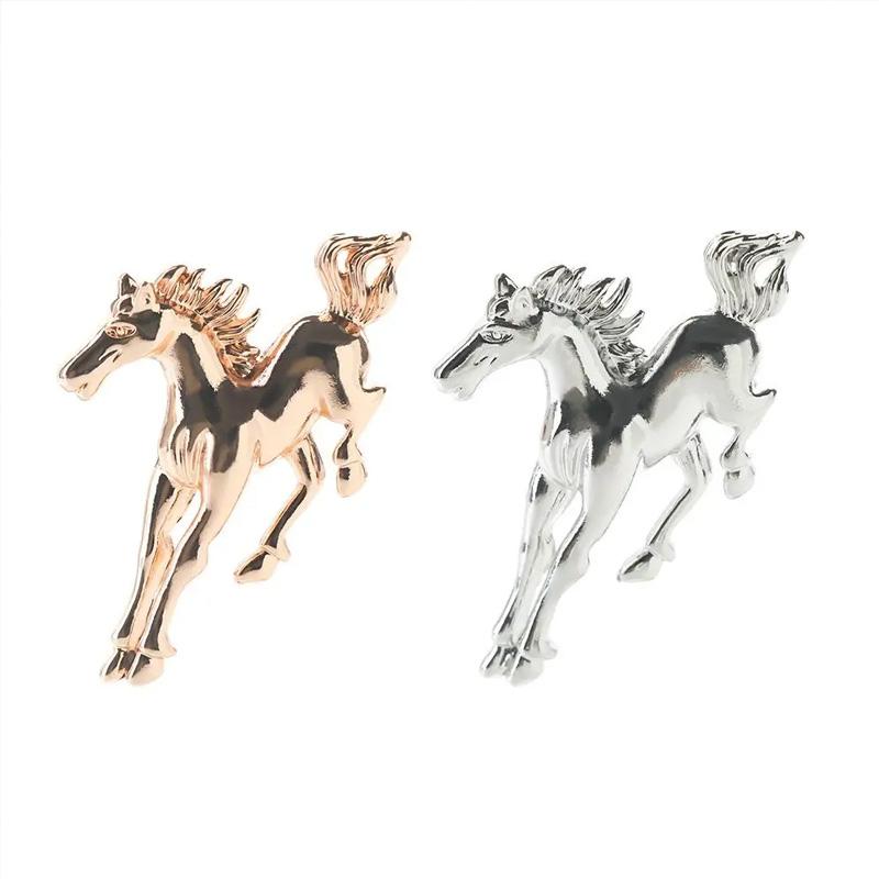 1Pc Cloth Decoration Fresh Horse Brooch Exquisite Metal Brooch Gift Zinc Alloy