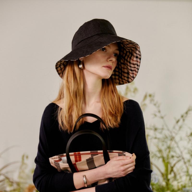 Daks Women S Black Check contraSt Linen Floppy Hat Dche6e122bk